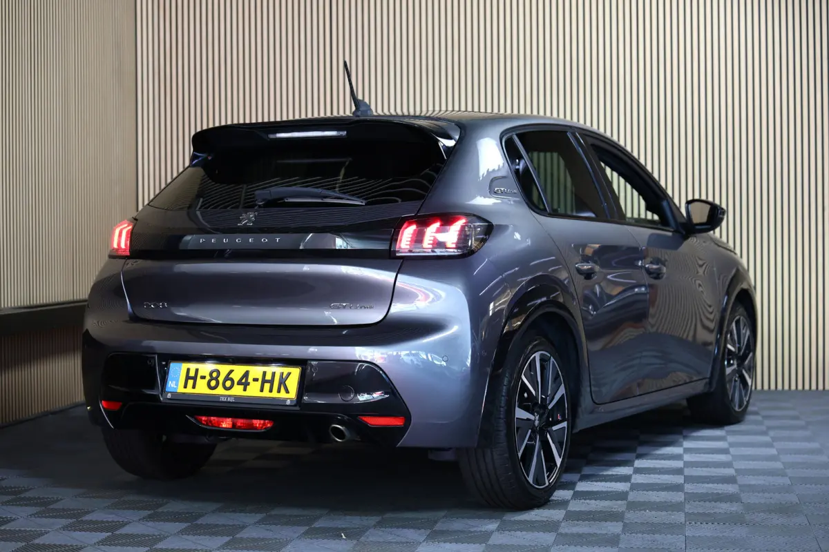 1.2 PureTech GT-Line AVM AUTOMAAAT PANO NAVI DRAADLS OPLADEN TOPSTAAT ! 2020