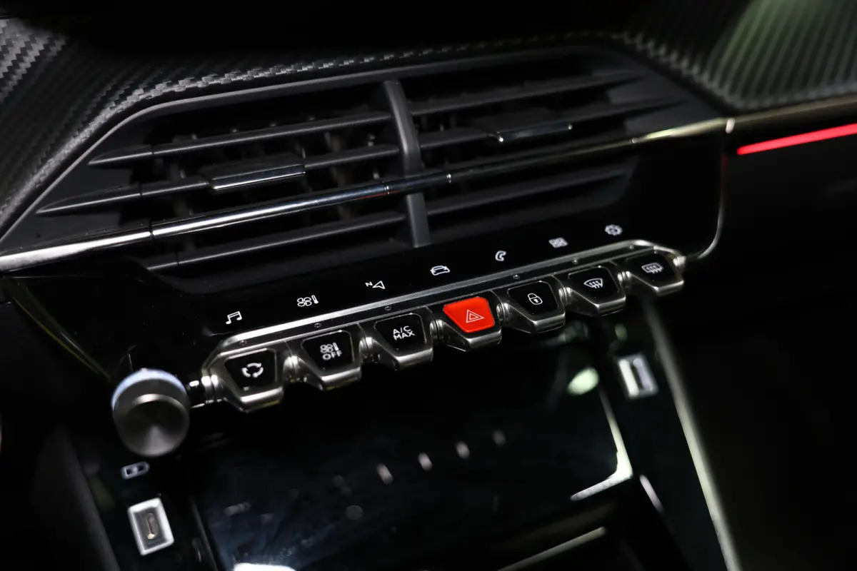 1.2 PureTech GT-Line AVM AUTOMAAAT PANO NAVI DRAADLS OPLADEN TOPSTAAT ! 2020