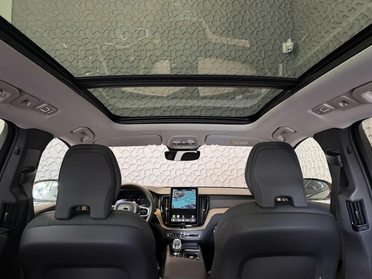 2.0 T6 Plug-in hybrid AWD Plus Bright