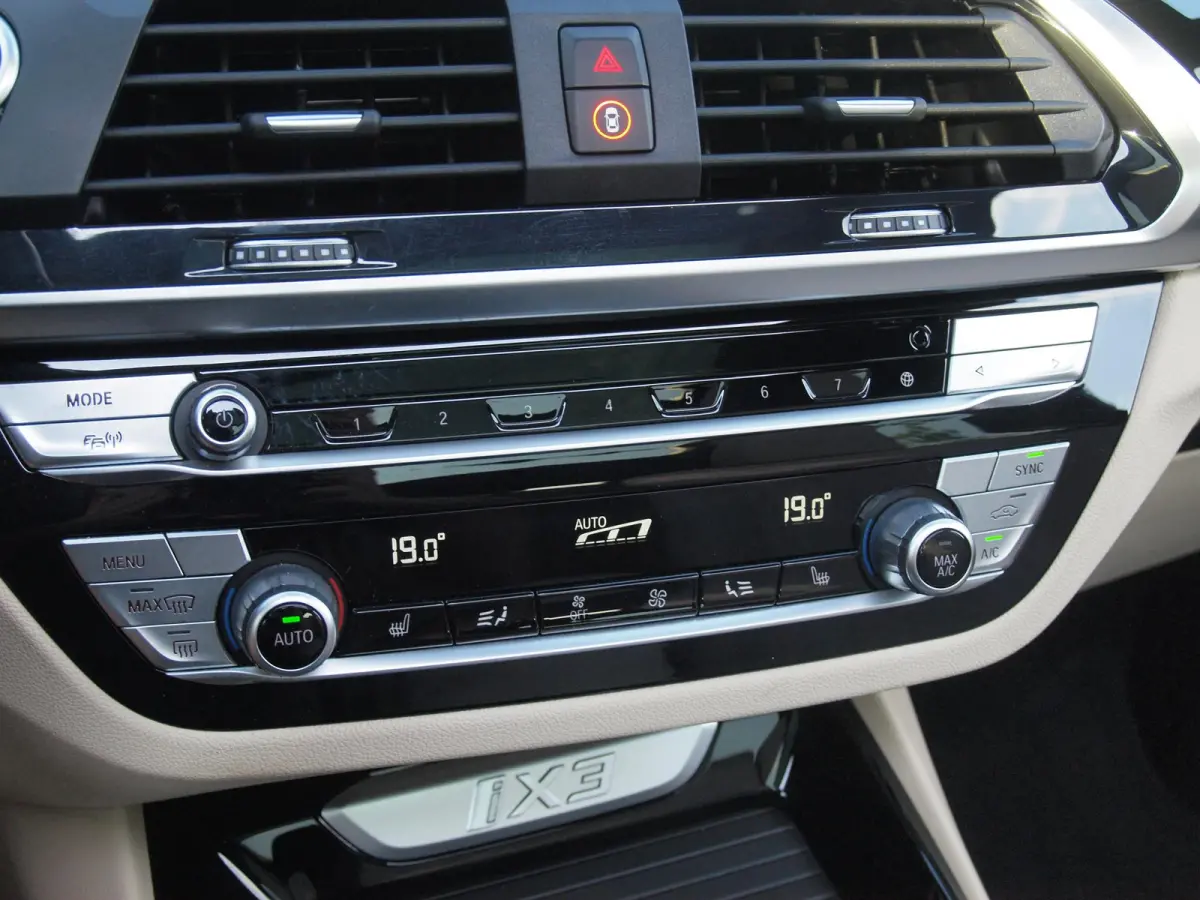 High Executive 80 kWh | Panoramadak | Head-Up Display | Harman Kardon | Sfeerverlichting | ACC | Apple Carplay |