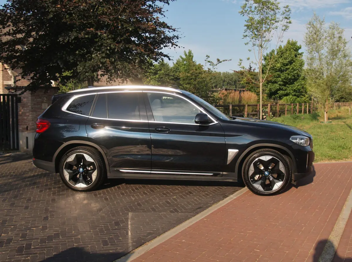 High Executive 80 kWh | Panoramadak | Head-Up Display | Harman Kardon | Sfeerverlichting | ACC | Apple Carplay |