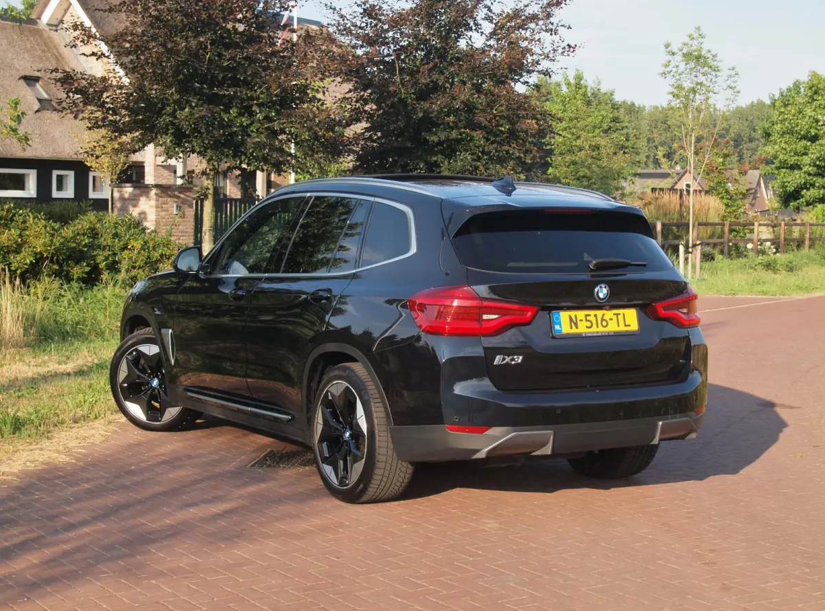 High Executive 80 kWh | Panoramadak | Head-Up Display | Harman Kardon | Sfeerverlichting | ACC | Apple Carplay |