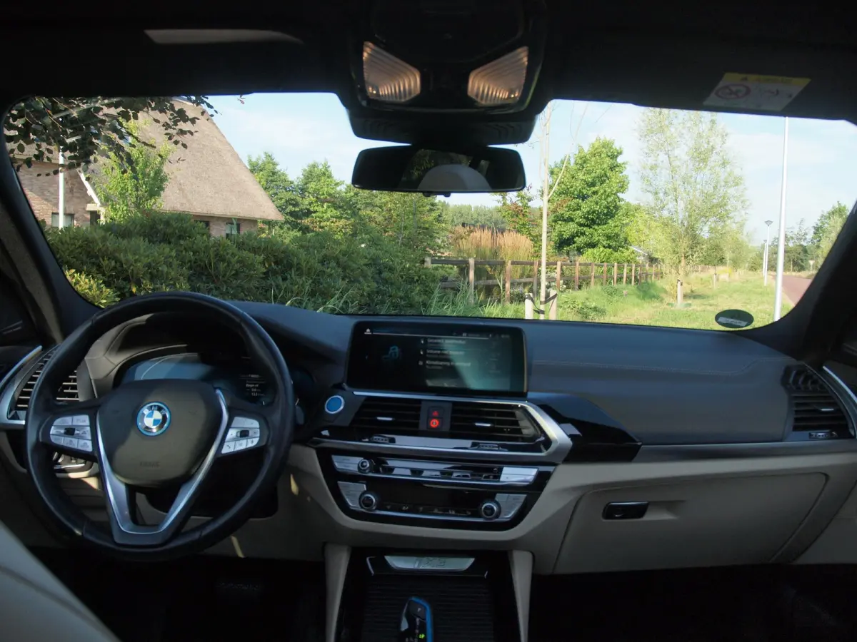 High Executive 80 kWh | Panoramadak | Head-Up Display | Harman Kardon | Sfeerverlichting | ACC | Apple Carplay |