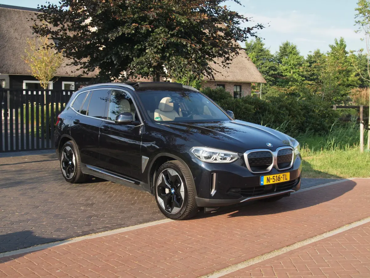 High Executive 80 kWh | Panoramadak | Head-Up Display | Harman Kardon | Sfeerverlichting | ACC | Apple Carplay |