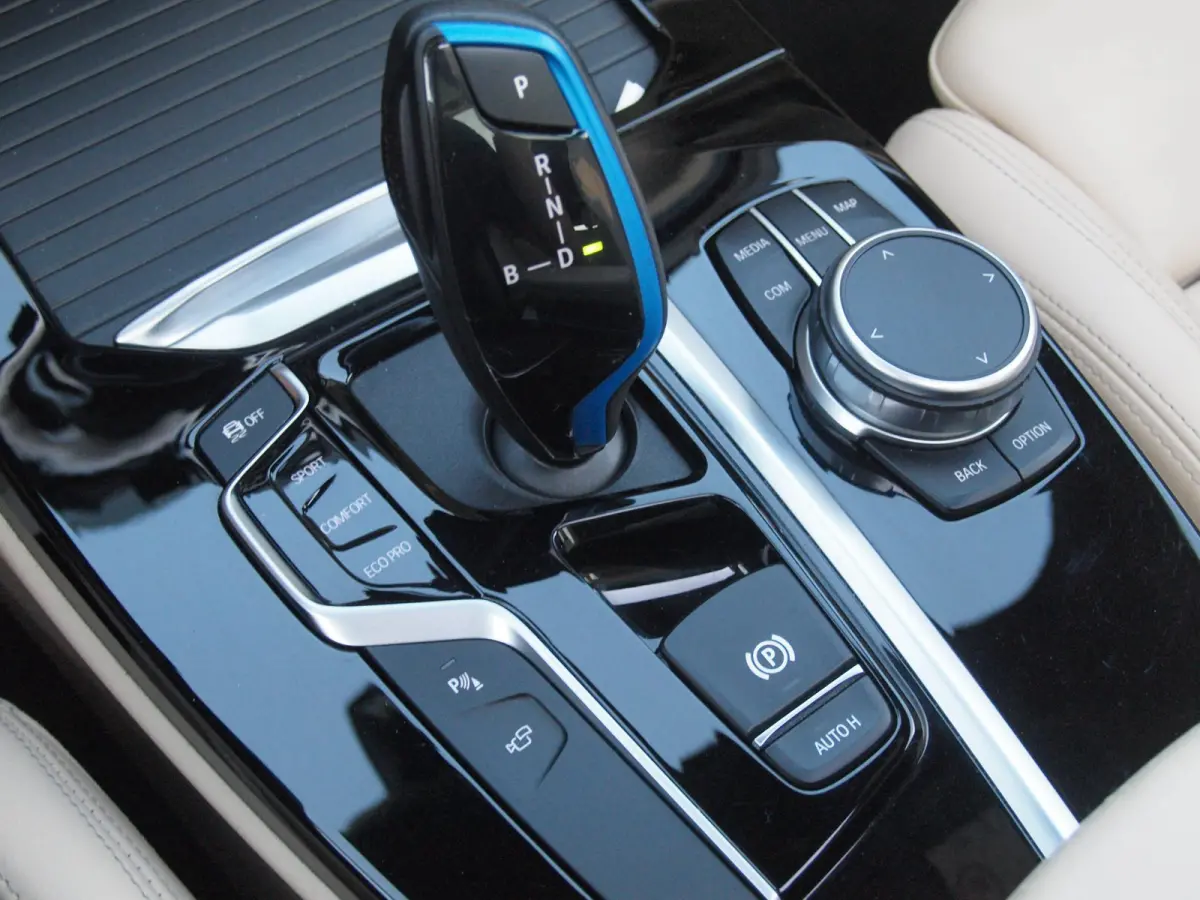 High Executive 80 kWh | Panoramadak | Head-Up Display | Harman Kardon | Sfeerverlichting | ACC | Apple Carplay |