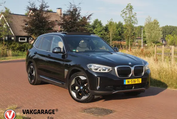 High Executive 80 kWh | Panoramadak | Head-Up Display | Harman Kardon | Sfeerverlichting | ACC | Apple Carplay |