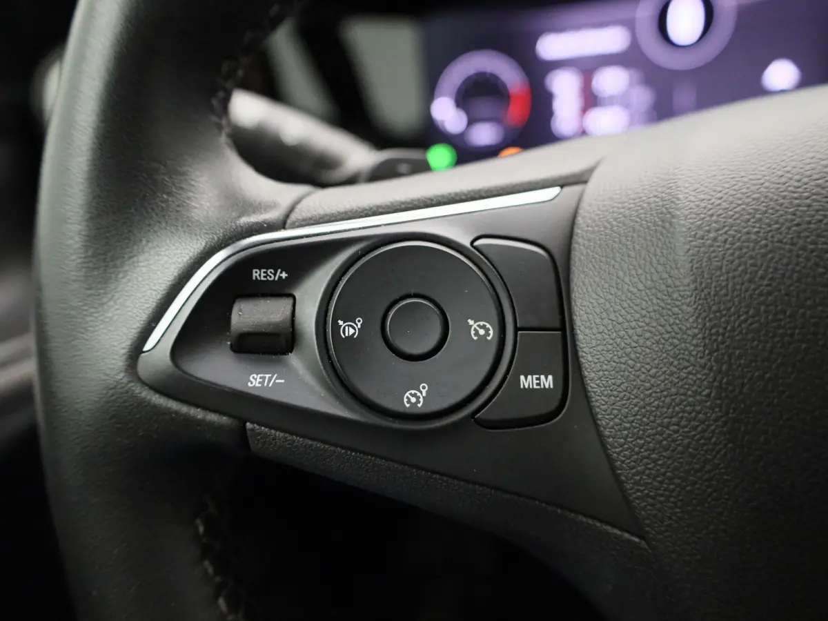 1.2 Turbo Elegance | CAMERA | NAVIGATIE | KLIMAATREGELING | CRUISE CONTROL |