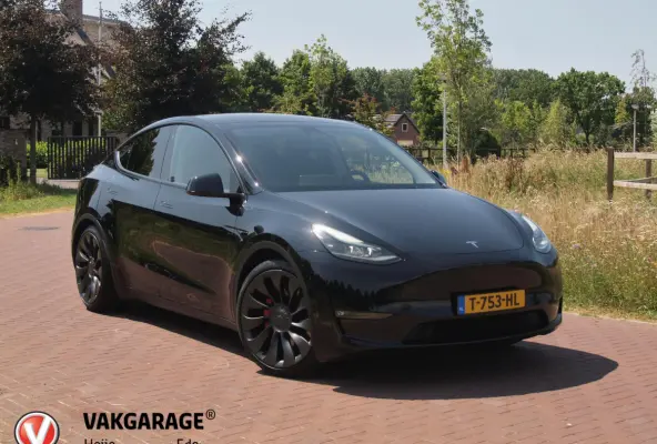 Performance AWD 75 kWh 450PK | Panoramadak | Camera | Trekhaak | Full Self Driving Computer 3 |