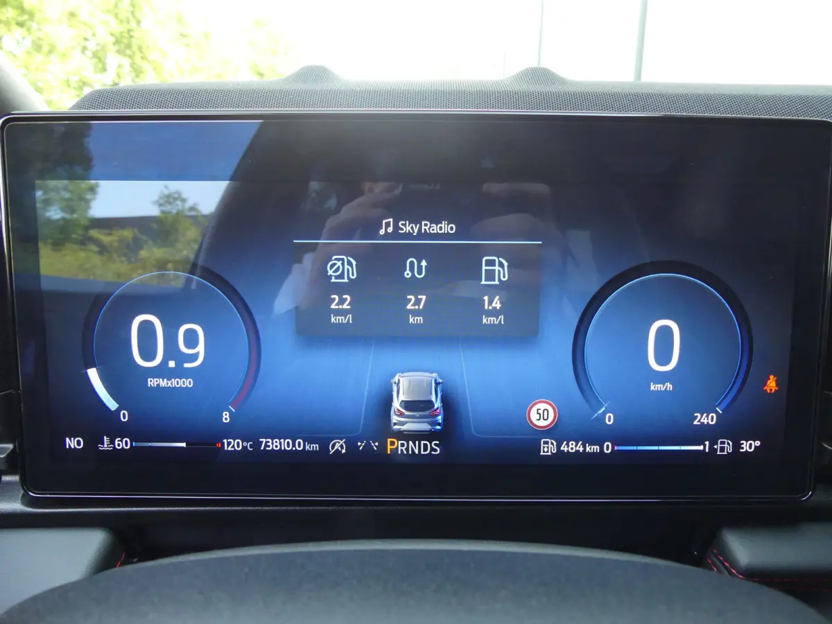 1.0 EcoBoost ST-Line X | PANORAMADAK | ADAPTIVE CRUISE | DODEHOEKDETECTIE | CAMERA | 360 CAMERA | STOEL+STUUR+VOORRUITVERWARMING | PARKEERSENSOREN V+A | ELEKTRISCHE ACHERKLEP | NAVI | LMV 19