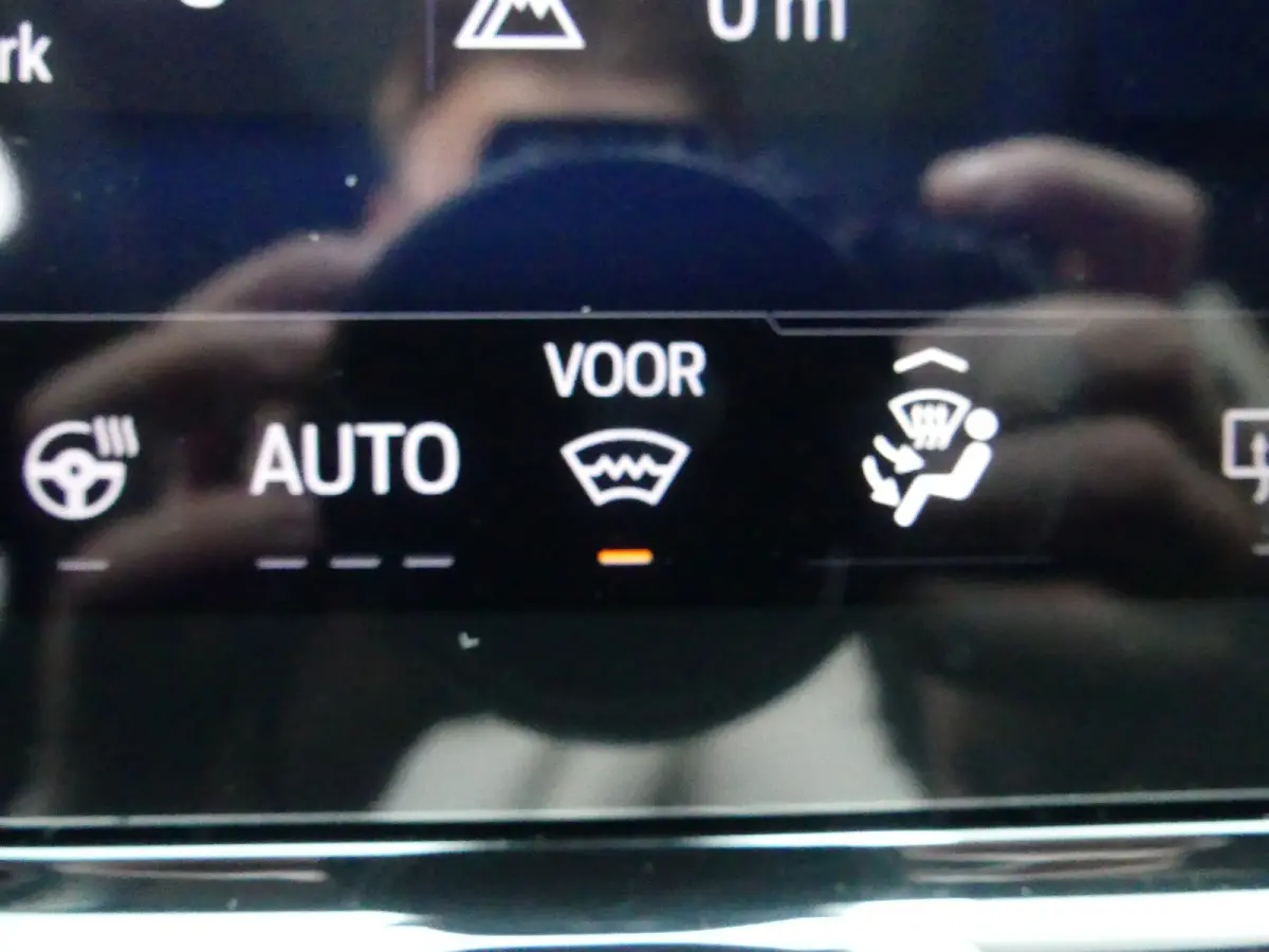 1.0 EcoBoost ST-Line X | PANORAMADAK | ADAPTIVE CRUISE | DODEHOEKDETECTIE | CAMERA | 360 CAMERA | STOEL+STUUR+VOORRUITVERWARMING | PARKEERSENSOREN V+A | ELEKTRISCHE ACHERKLEP | NAVI | LMV 19