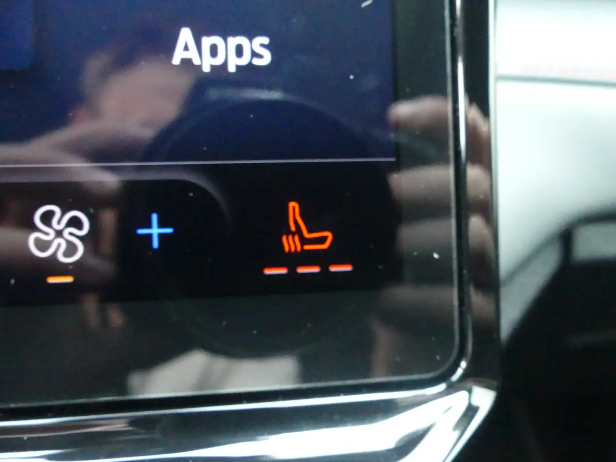 1.0 EcoBoost ST-Line X | PANORAMADAK | ADAPTIVE CRUISE | DODEHOEKDETECTIE | CAMERA | 360 CAMERA | STOEL+STUUR+VOORRUITVERWARMING | PARKEERSENSOREN V+A | ELEKTRISCHE ACHERKLEP | NAVI | LMV 19