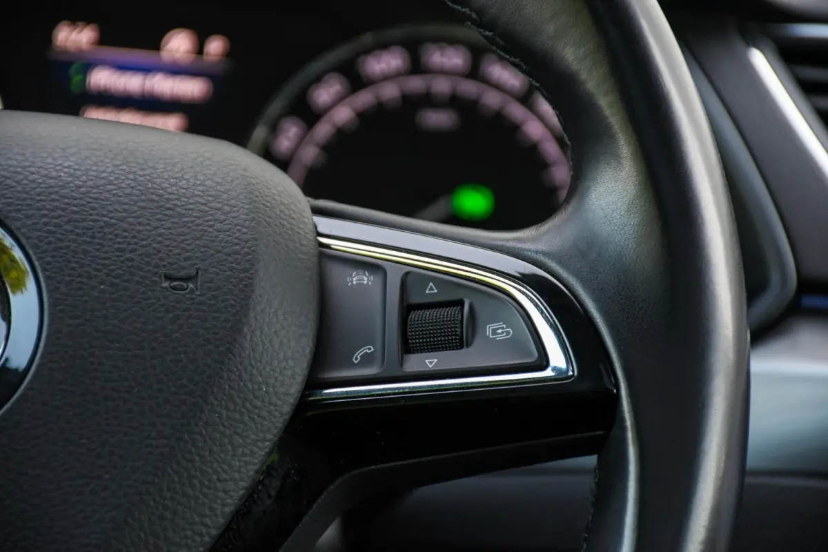 1.4 TSI Business Panoramadak DSG Vol !!