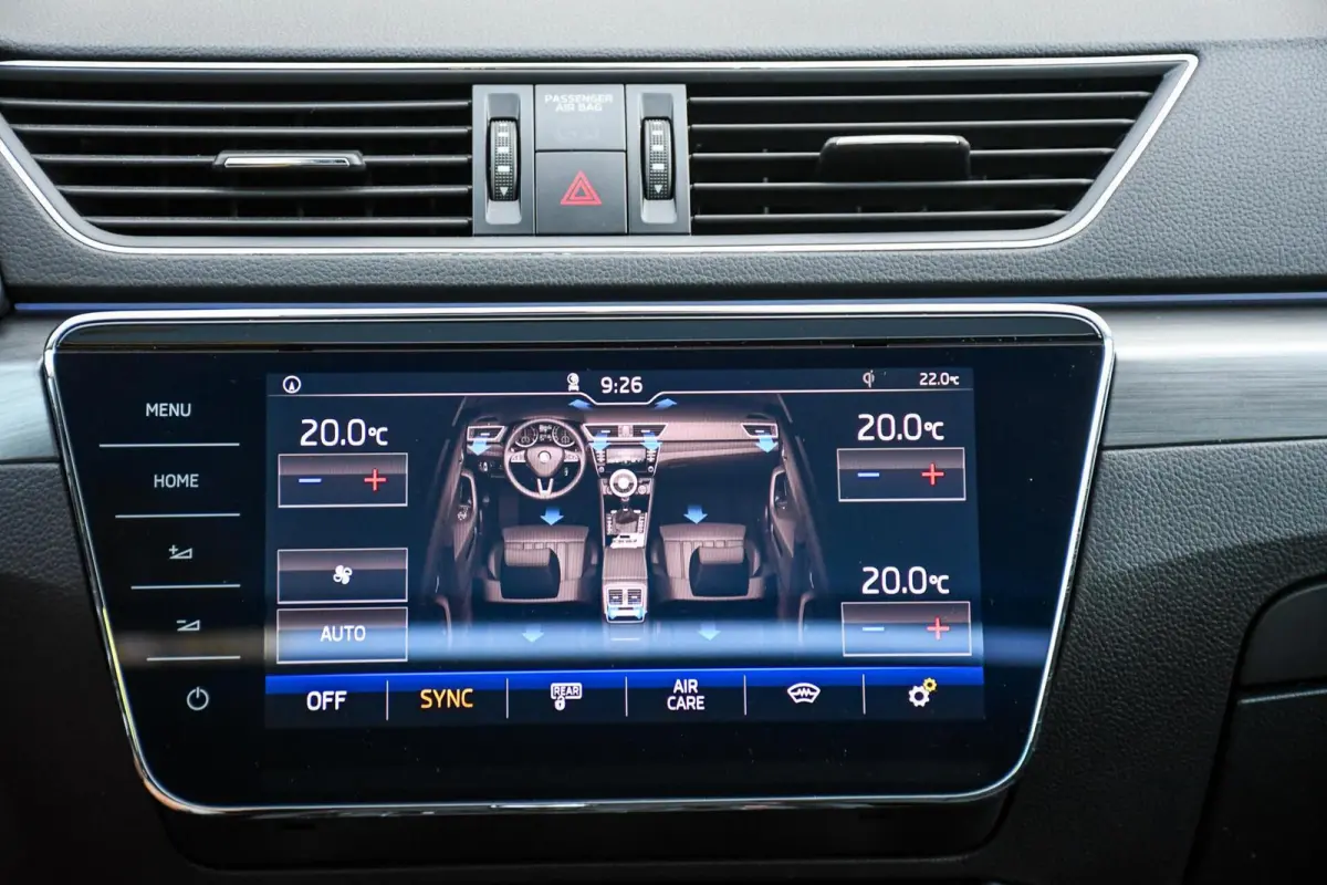 1.4 TSI Business Panoramadak DSG Vol !!