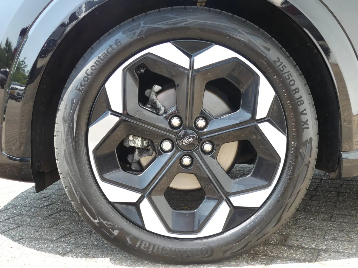 1.0 EcoBoost ST-Line X | PANORAMADAK | ADAPTIVE CRUISE | DODEHOEKDETECTIE | CAMERA | 360 CAMERA | PARKEERSENSOREN V+A | STOEL+STUUR+VOORRUITVERWARMING | ELEKTISCHE ACHTERKLEP | B&O AUDIO | N