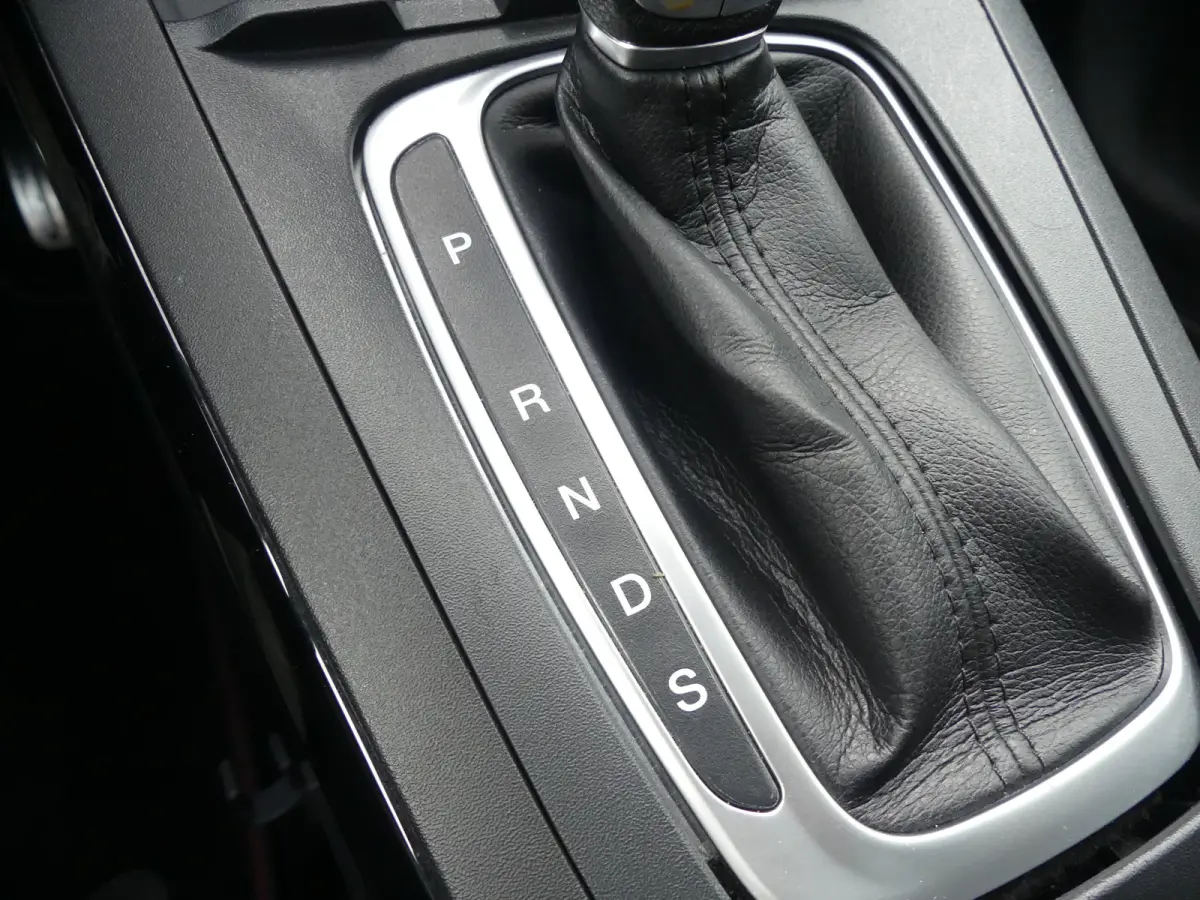1.0 EcoBoost ST-Line X | PANORAMADAK | ADAPTIVE CRUISE | DODEHOEKDETECTIE | CAMERA | 360 CAMERA | PARKEERSENSOREN V+A | STOEL+STUUR+VOORRUITVERWARMING | ELEKTISCHE ACHTERKLEP | B&O AUDIO | N