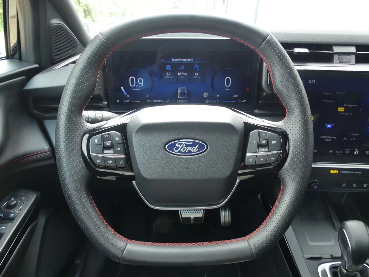 1.0 EcoBoost ST-Line X | PANORAMADAK | ADAPTIVE CRUISE | DODEHOEKDETECTIE | CAMERA | 360 CAMERA | PARKEERSENSOREN V+A | STOEL+STUUR+VOORRUITVERWARMING | ELEKTISCHE ACHTERKLEP | B&O AUDIO | N