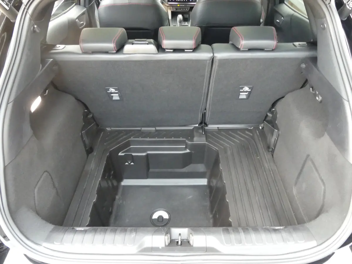 1.0 EcoBoost ST-Line X | PANORAMADAK | ADAPTIVE CRUISE | DODEHOEKDETECTIE | CAMERA | 360 CAMERA | PARKEERSENSOREN V+A | STOEL+STUUR+VOORRUITVERWARMING | ELEKTISCHE ACHTERKLEP | B&O AUDIO | N