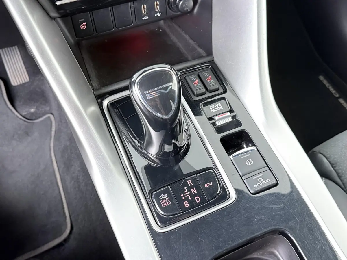 2.4 PHEV First Edition | Stoel- & Stuurverw. | Head-Up | Half Leder/Alcantara |