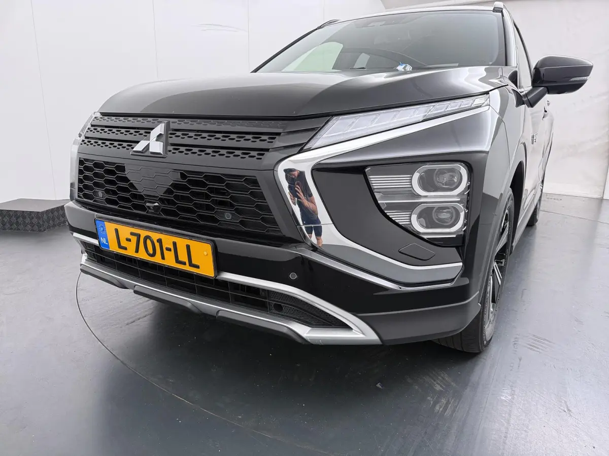2.4 PHEV First Edition | Stoel- & Stuurverw. | Head-Up | Half Leder/Alcantara |