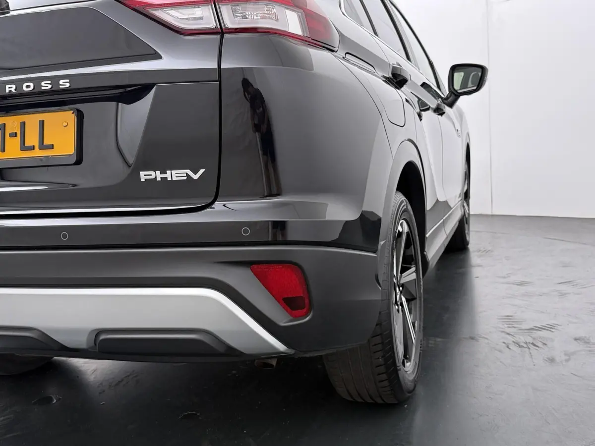 2.4 PHEV First Edition | Stoel- & Stuurverw. | Head-Up | Half Leder/Alcantara |