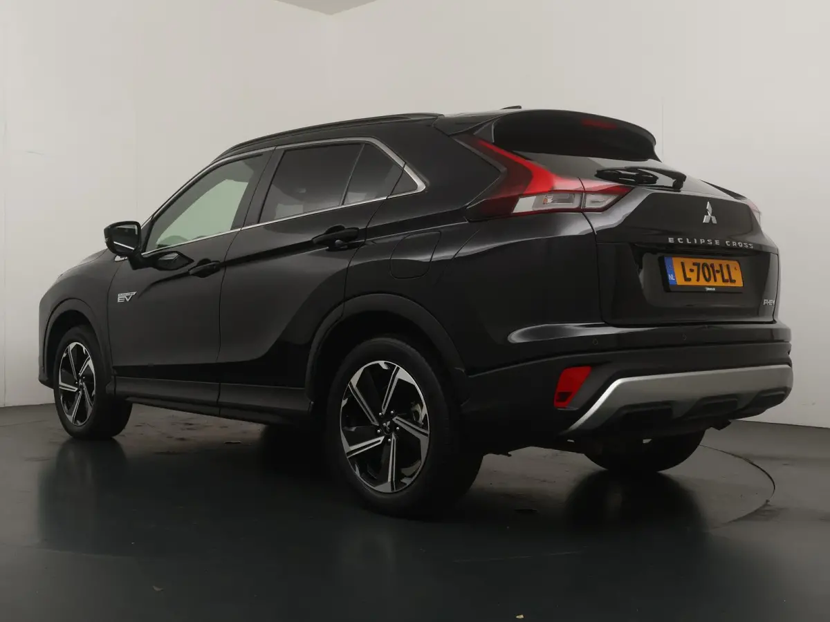 2.4 PHEV First Edition | Stoel- & Stuurverw. | Head-Up | Half Leder/Alcantara |