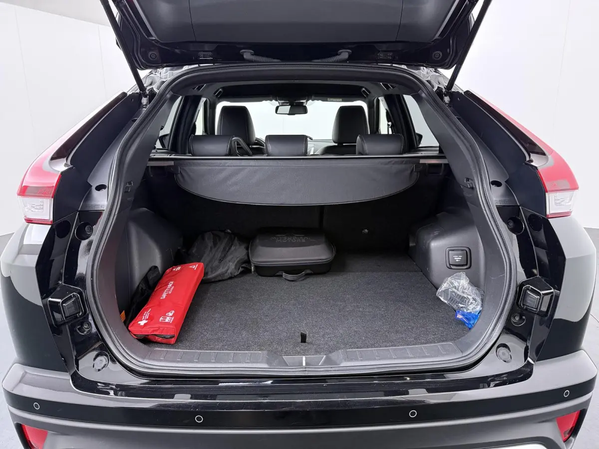 2.4 PHEV First Edition | Stoel- & Stuurverw. | Head-Up | Half Leder/Alcantara |