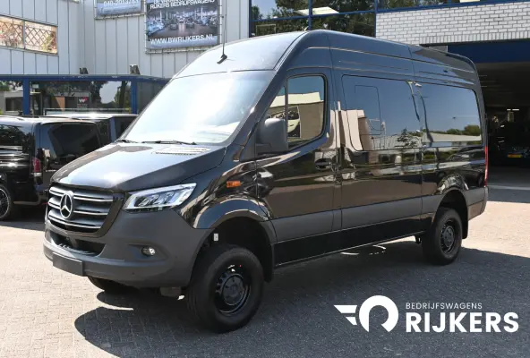 319 CDI 4x4 L2H2 AWD Draaistoelen, 360 Graden camera, LED, Standkachel