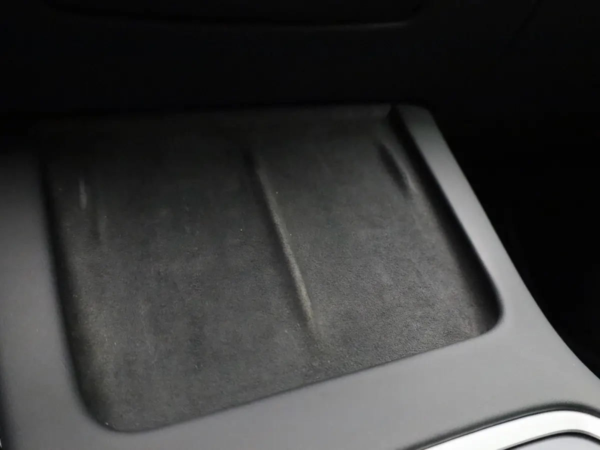 Long Range AWD 75 kWh | PANODAK | AFNEEMBARE TREKHAAK | STOEL-STUURWIELVERWARMING | LEER | CAMERA