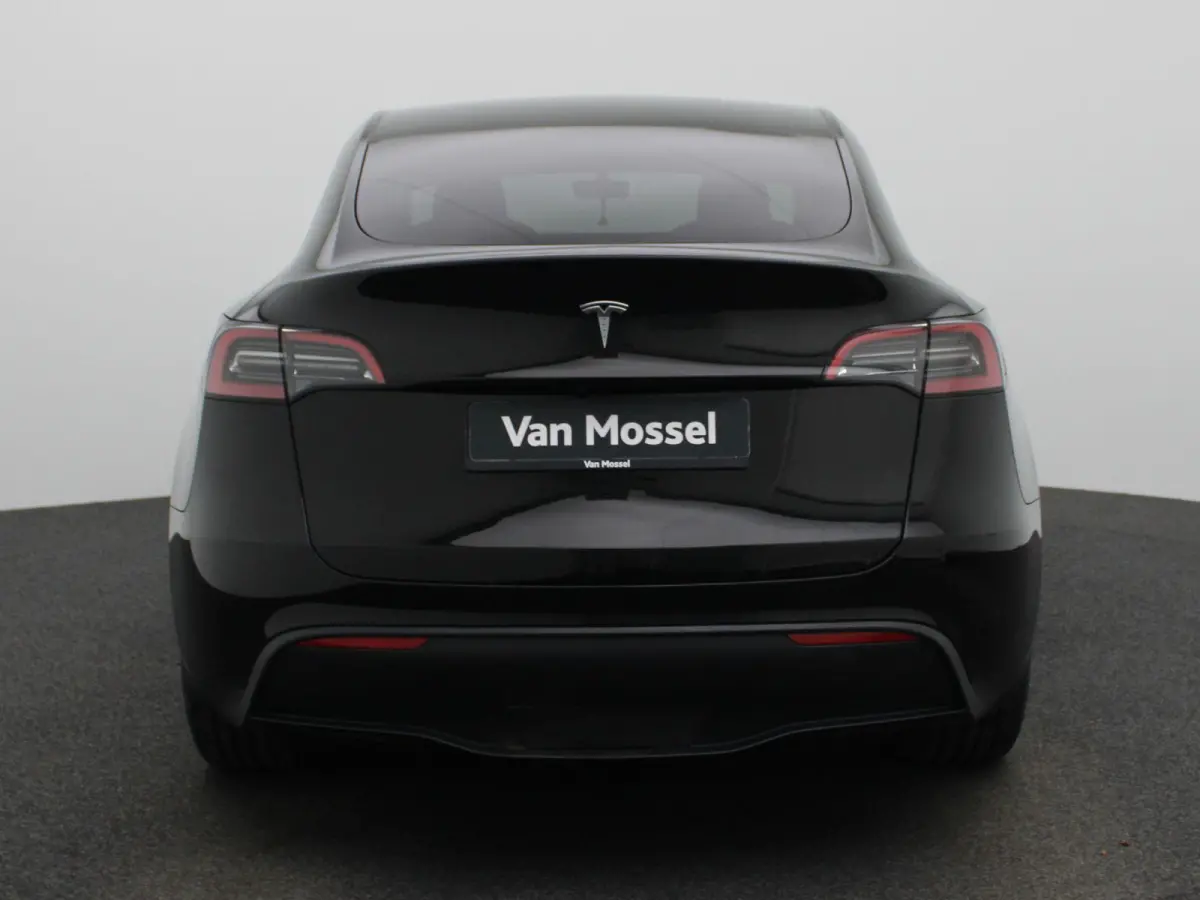 Long Range AWD 75 kWh | PANODAK | AFNEEMBARE TREKHAAK | STOEL-STUURWIELVERWARMING | LEER | CAMERA