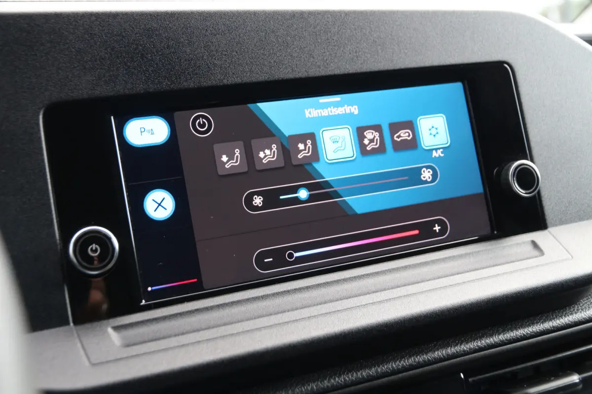 2.0 TDI 102 | Bestel | Camera | Airco..