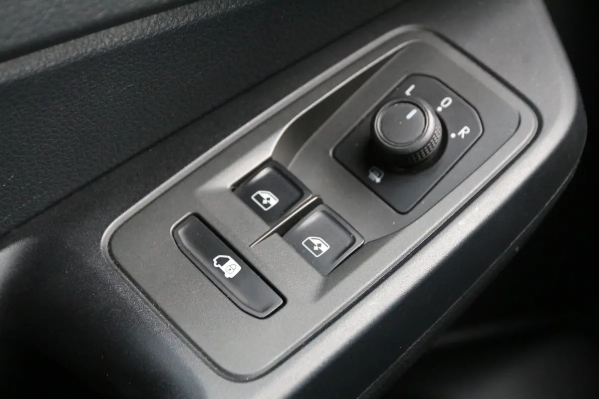 2.0 TDI 102 | Bestel | Camera | Airco..