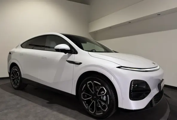 RWD Long Range | Luxe Wit Interieur