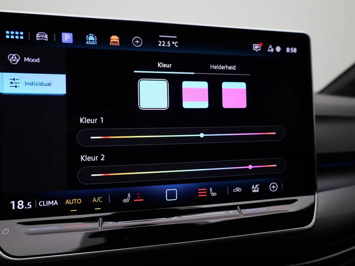 1.5 eTSI R-Line Edition | AUTOMAAT | ACHTERUITRIJCAMERA | SFEERVERLICHTING | STOELVERWARMING | STUURVERWARMING | APPLE CARPLAY - ANDROID AUTO | ADAPTIVE CRUISE CONTROL |