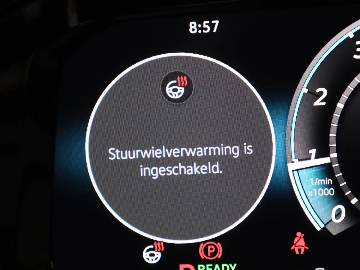 1.5 eTSI R-Line Edition | AUTOMAAT | ACHTERUITRIJCAMERA | SFEERVERLICHTING | STOELVERWARMING | STUURVERWARMING | APPLE CARPLAY - ANDROID AUTO | ADAPTIVE CRUISE CONTROL |
