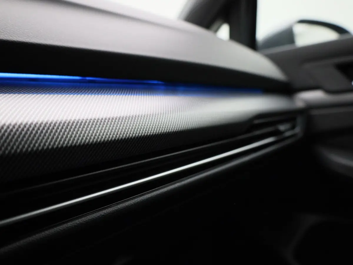 1.5 eTSI R-Line Edition | AUTOMAAT | ACHTERUITRIJCAMERA | SFEERVERLICHTING | STOELVERWARMING | STUURVERWARMING | APPLE CARPLAY - ANDROID AUTO | ADAPTIVE CRUISE CONTROL |