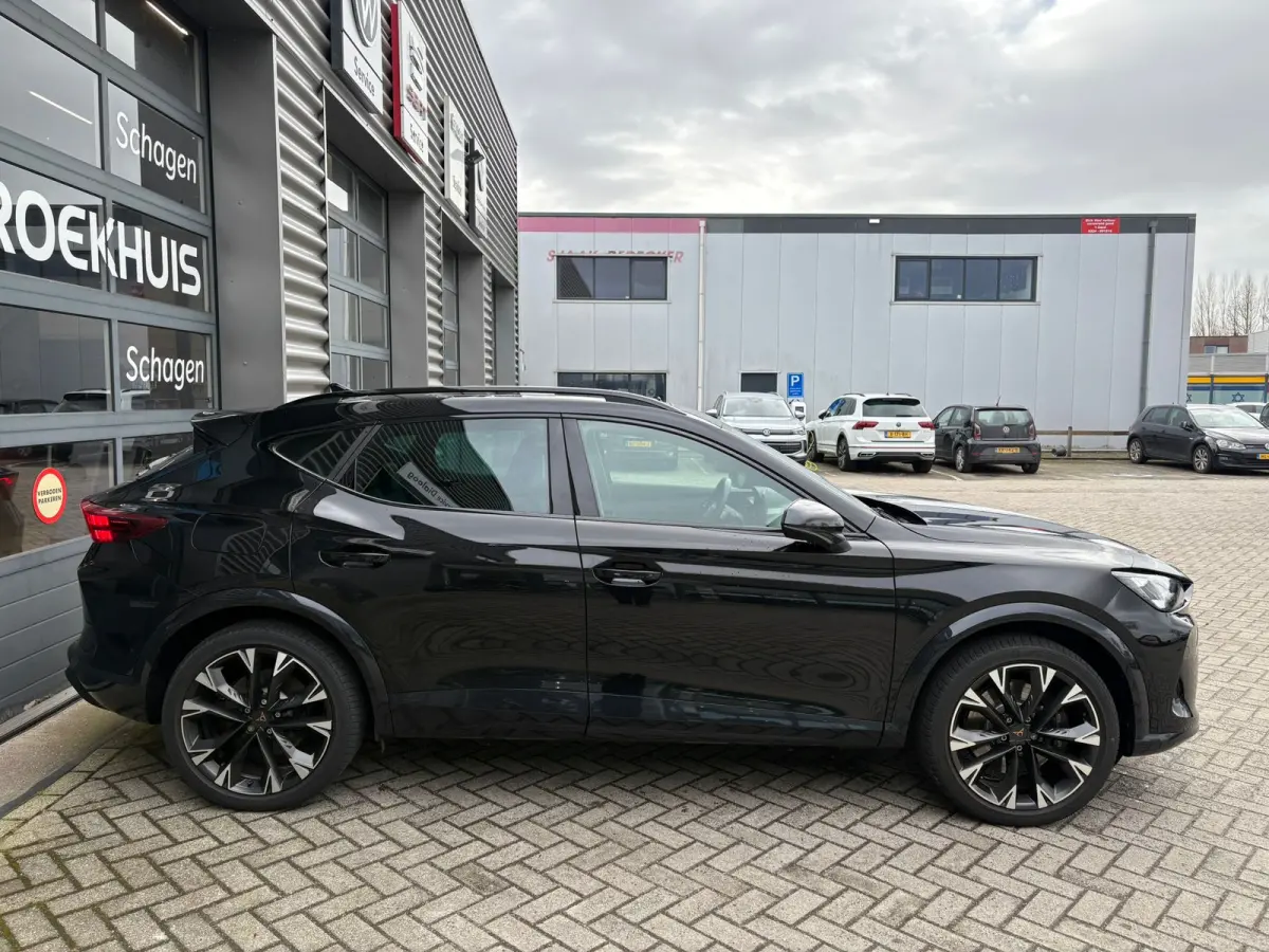 1.5 TSI e-Hybrid 272 pk VZ Performance | Panoramadak | Wegklapbare Trekhaak | Rondomzicht camera | Stuur/stoel verwarming |