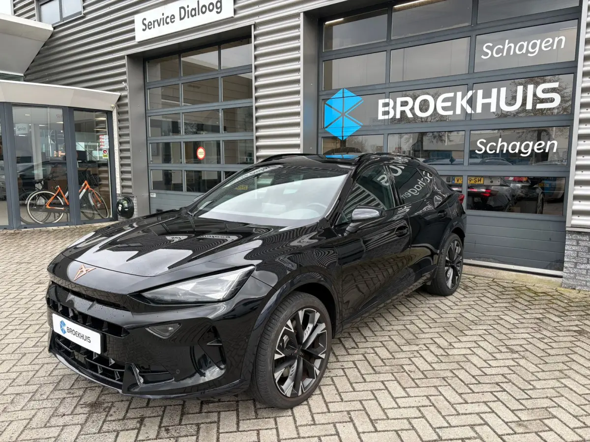 1.5 TSI e-Hybrid 272 pk VZ Performance | Panoramadak | Wegklapbare Trekhaak | Rondomzicht camera | Stuur/stoel verwarming |