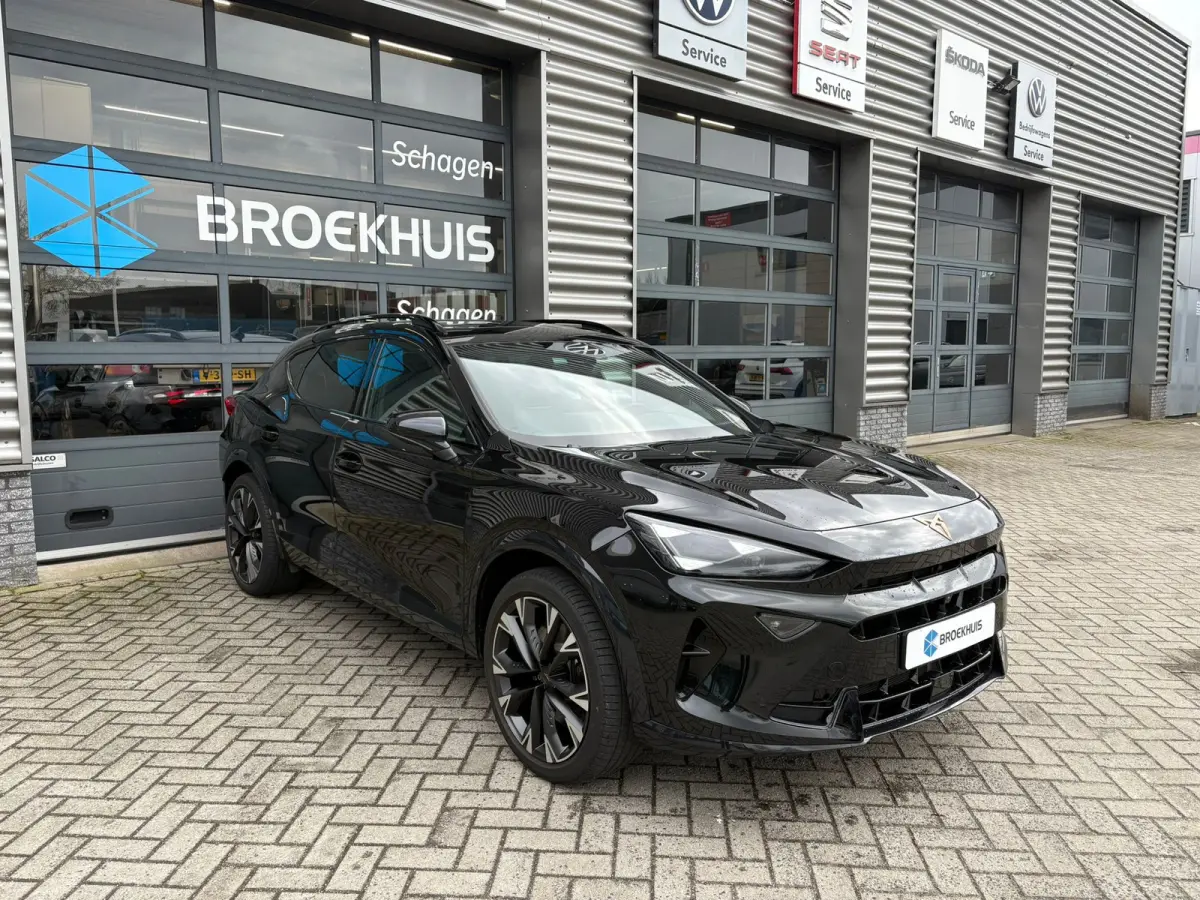 1.5 TSI e-Hybrid 272 pk VZ Performance | Panoramadak | Wegklapbare Trekhaak | Rondomzicht camera | Stuur/stoel verwarming |