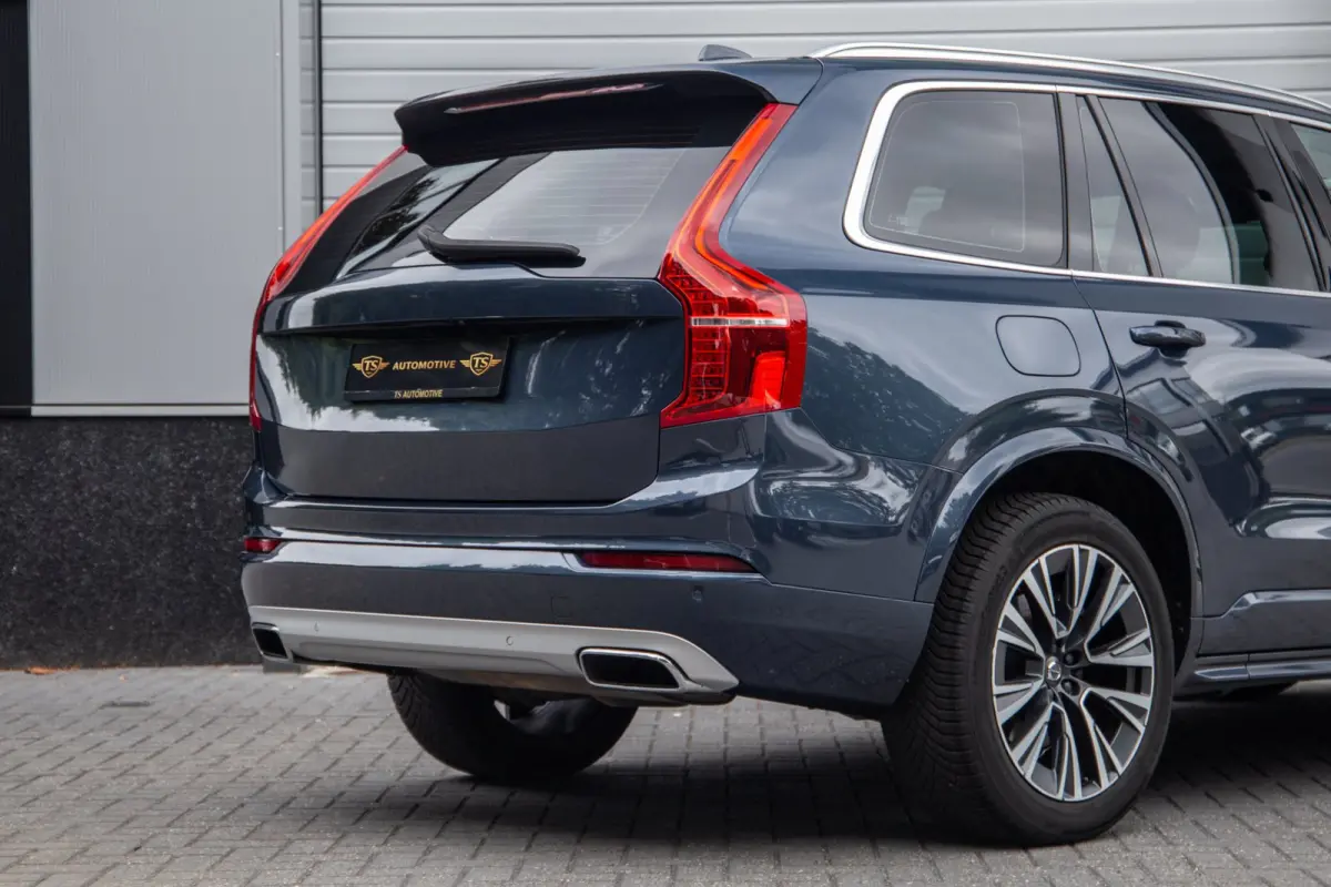 2.0 T8 Twin Engine AWD Inscription / 7P / SOH 90%