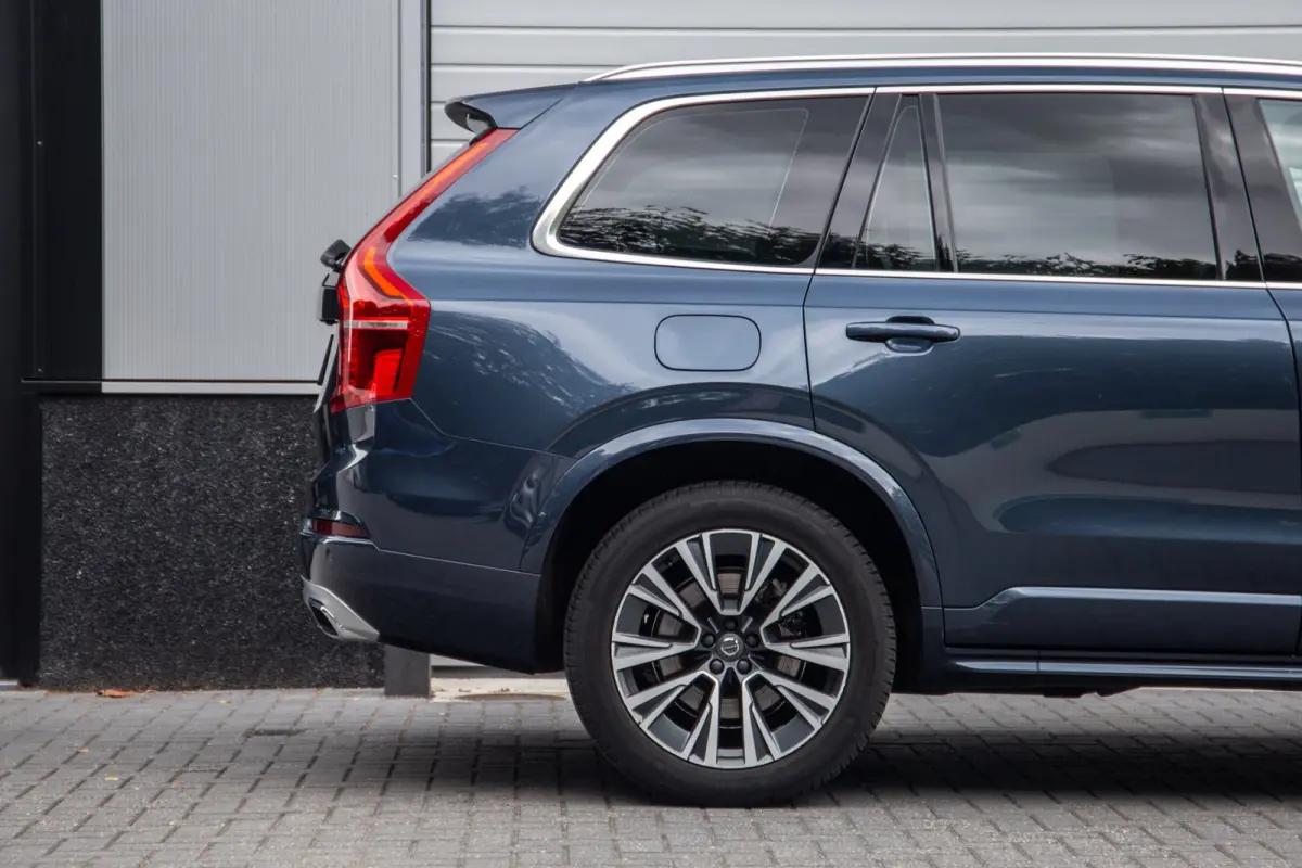 2.0 T8 Twin Engine AWD Inscription / 7P / SOH 90%