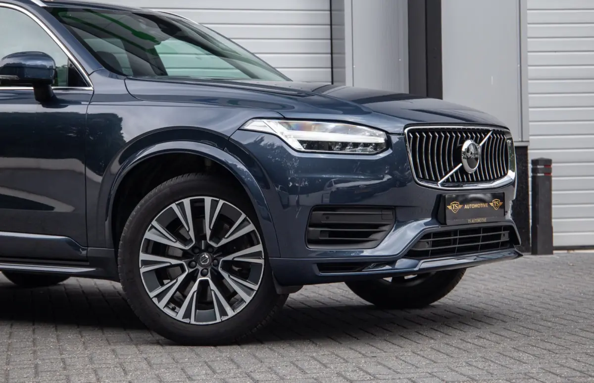 2.0 T8 Twin Engine AWD Inscription / 7P / SOH 90%