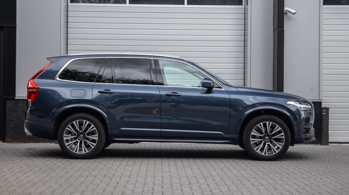 2.0 T8 Twin Engine AWD Inscription / 7P / SOH 90%