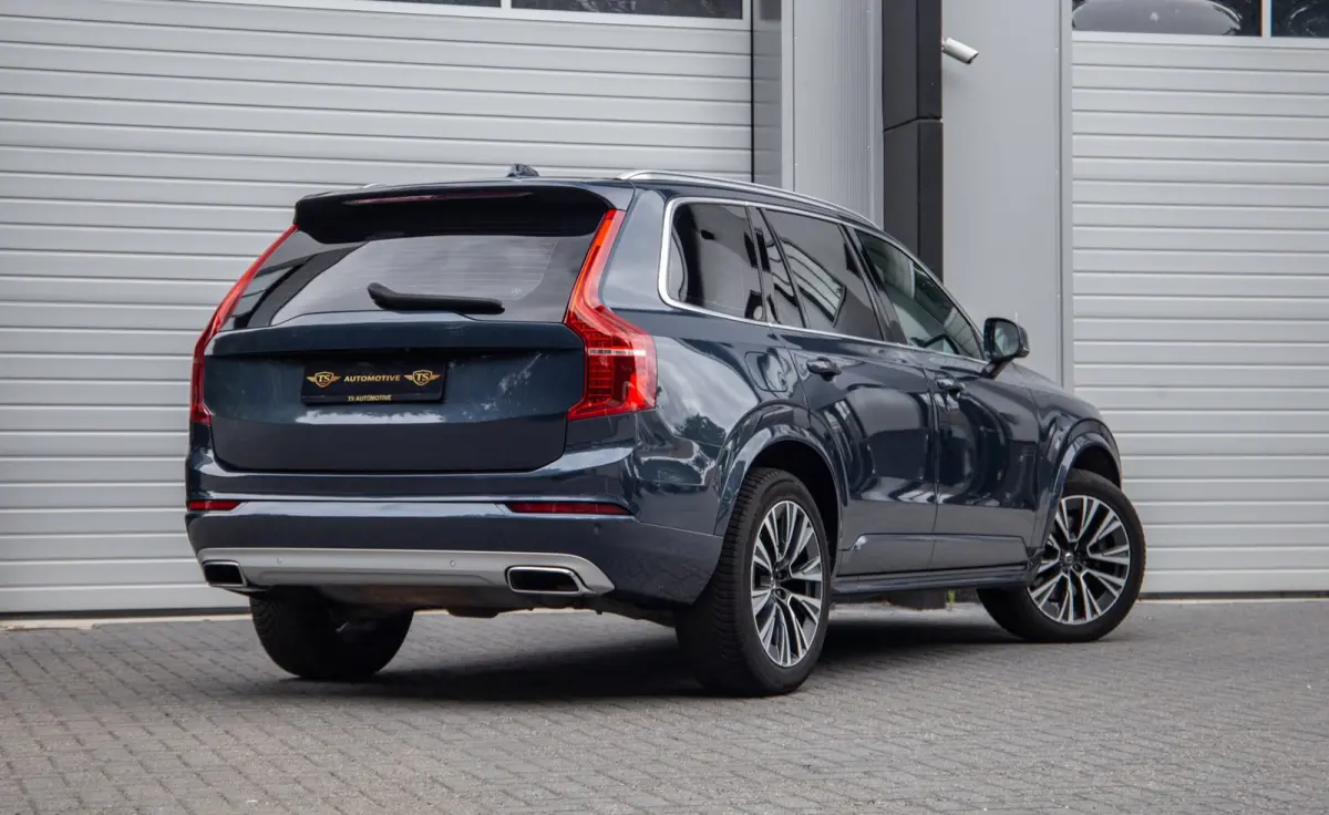 2.0 T8 Twin Engine AWD Inscription / 7P / SOH 90%