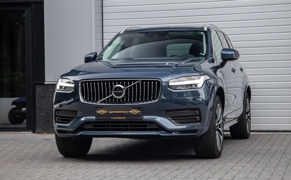 2.0 T8 Twin Engine AWD Inscription / 7P / SOH 90%