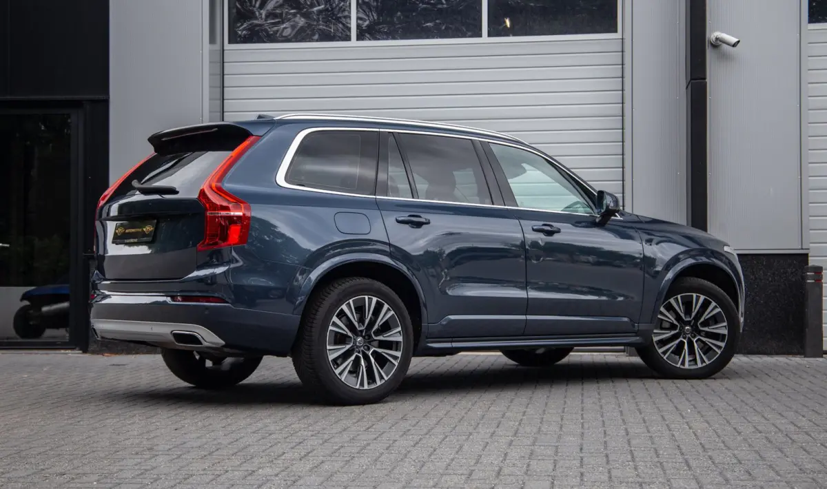 2.0 T8 Twin Engine AWD Inscription / 7P / SOH 90%