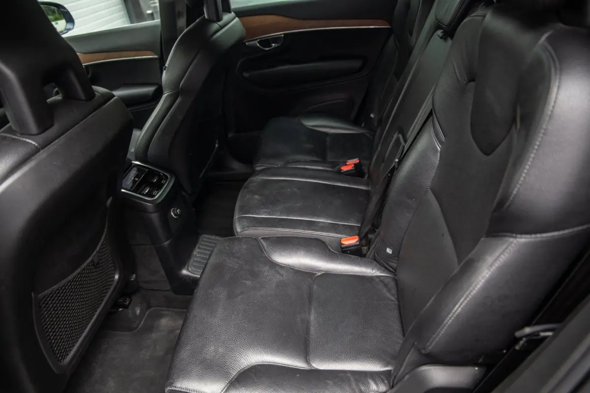 2.0 T8 Twin Engine AWD Inscription / 7P / SOH 90%