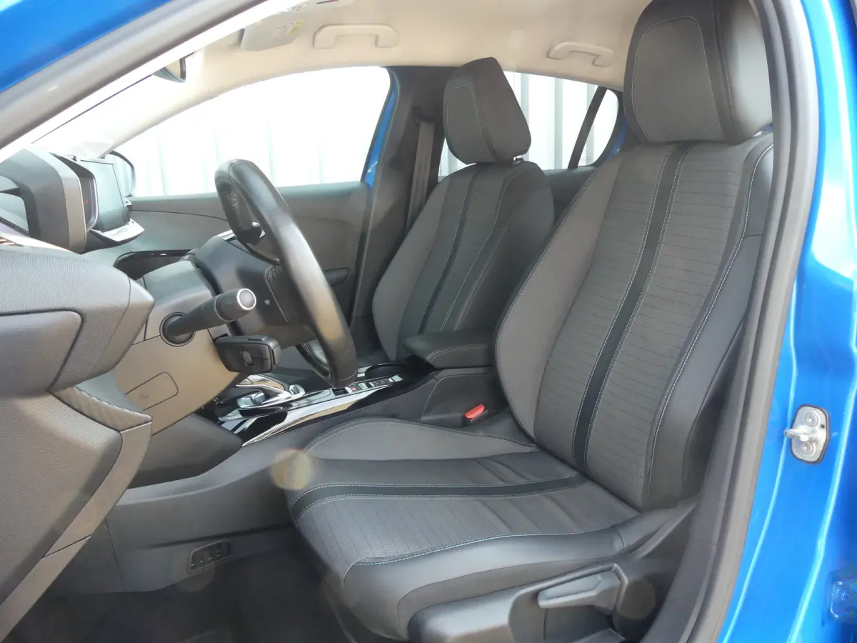 EV Blue Lease Allure 50 kWh | CAMERA | PARKEERSENSOREN | ADAPTIVE CRUISE | APPLE CARPLAY / ANDROID AUTO | LMV 16" |
