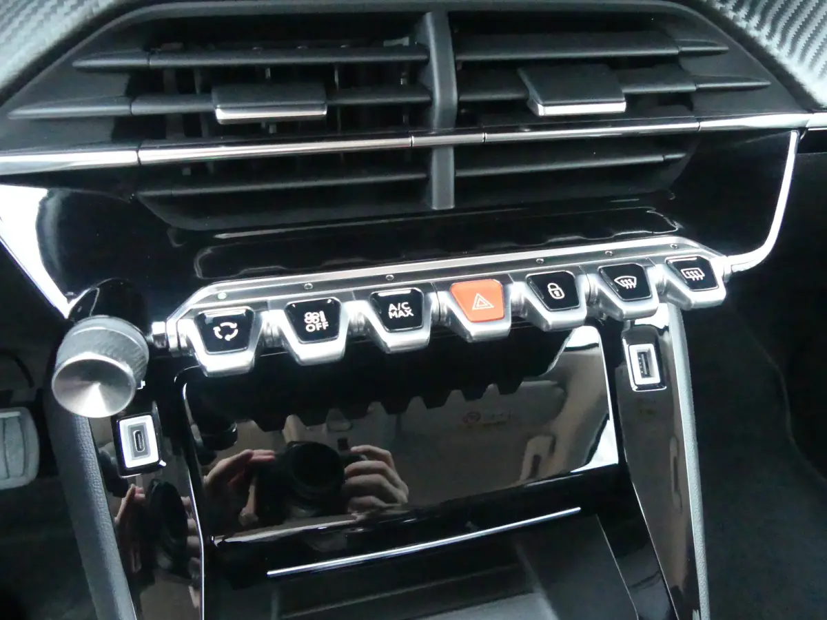 EV Blue Lease Allure 50 kWh | CAMERA | PARKEERSENSOREN | ADAPTIVE CRUISE | APPLE CARPLAY / ANDROID AUTO | LMV 16" |