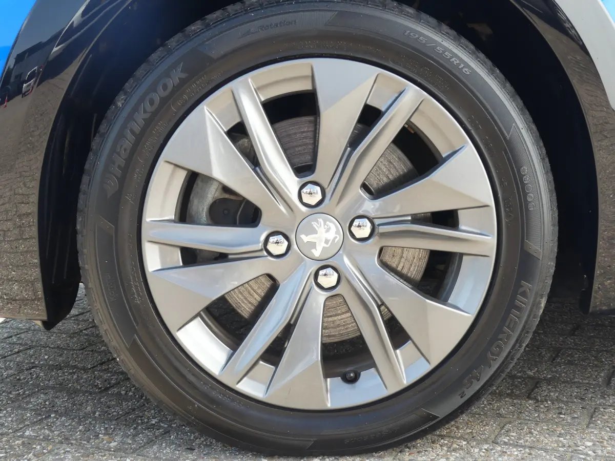 EV Blue Lease Allure 50 kWh | CAMERA | PARKEERSENSOREN | ADAPTIVE CRUISE | APPLE CARPLAY / ANDROID AUTO | LMV 16" |