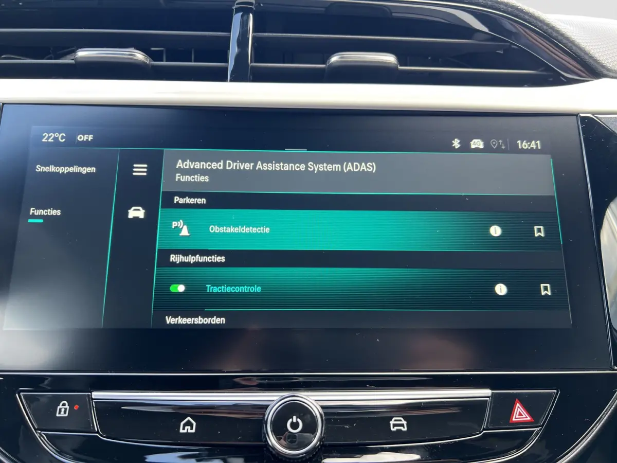GS | Dode hoek waarschuwing | Infotainment pakket | IntelliLux LED Matrix-verlichting, inclusief LED matrix koplampen met automatische niveauregeling, Automatisch grootlicht